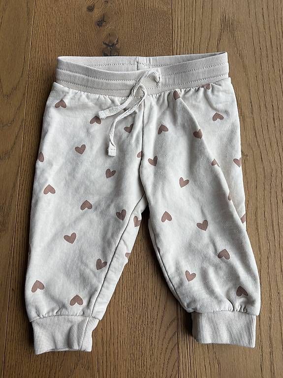 Pantaloni: Trainerhose Gr. 74 H&M – Usato da Wattenwil venduto da 12stonesgerry