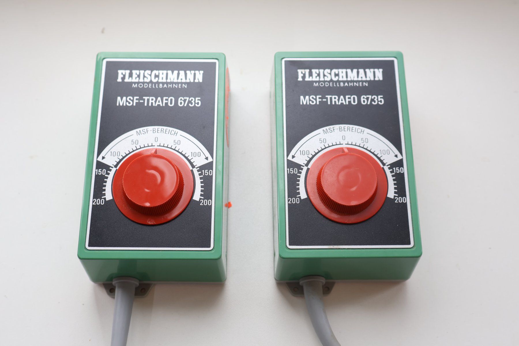 Fleischmann Modellini di ferrovie: Fleischmann 2 x MSF Trafo 6735 - Gleichstrom – Usato da Winterthur venduto da Monstera 1