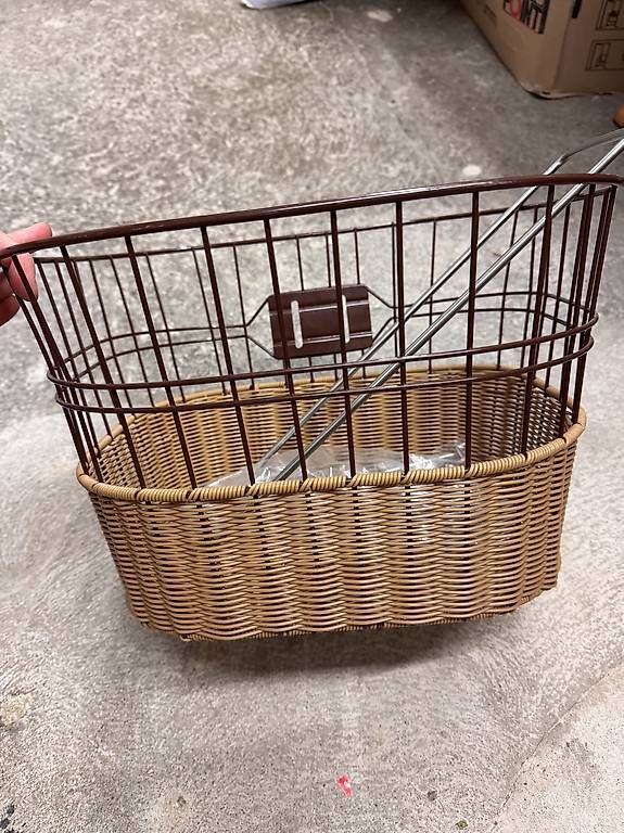 Pezzi di ricambio: Velokorb vorne  – Usato da Zürich venduto da Amanele 3