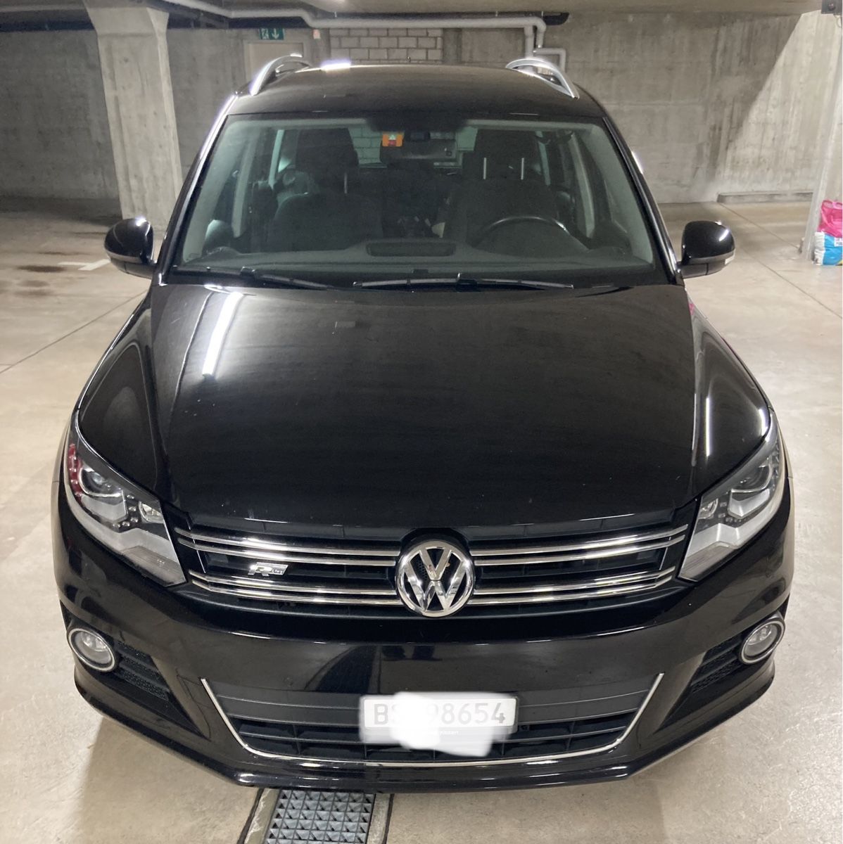 VW Autos: VW Tiguan 1.4 4Motion Cup R Line – Gebraucht aus Basel von spa_9df6