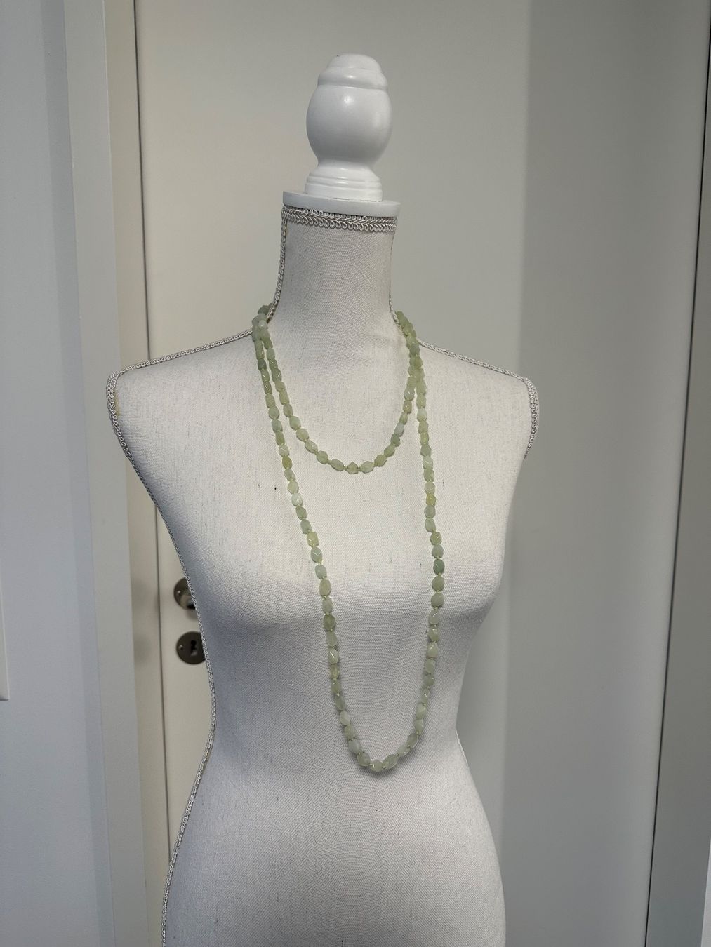 Catenine: Wunderschöne Jade Kette, hellgrün, Sommer Accessoire! – Usato da Hochwald venduto da M-M-S 1
