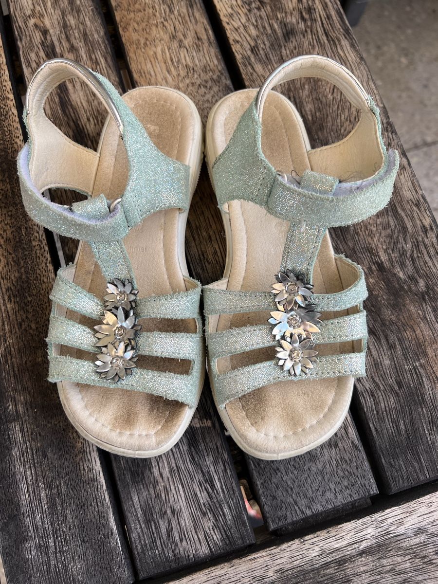Schuhe für Mädchen: Ricosta 32 – Gebraucht aus Glattbrugg von HUAKK