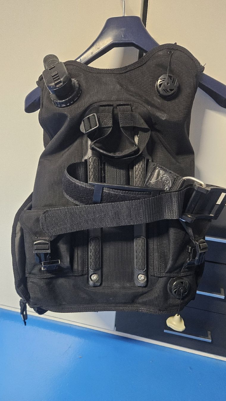 Bombole da sub: Tauchjacket Tusa Selene Grösse S – Usato da Kleinandelfingen venduto da jessi2209 1