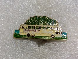 Ansteckpin 172: Reisebus