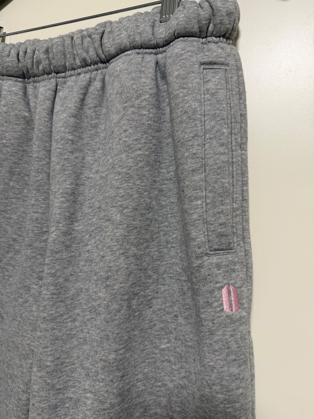 Pantaloni: BTS RM Hose Gr L – Usato da Basel venduto da iulia_haul 1