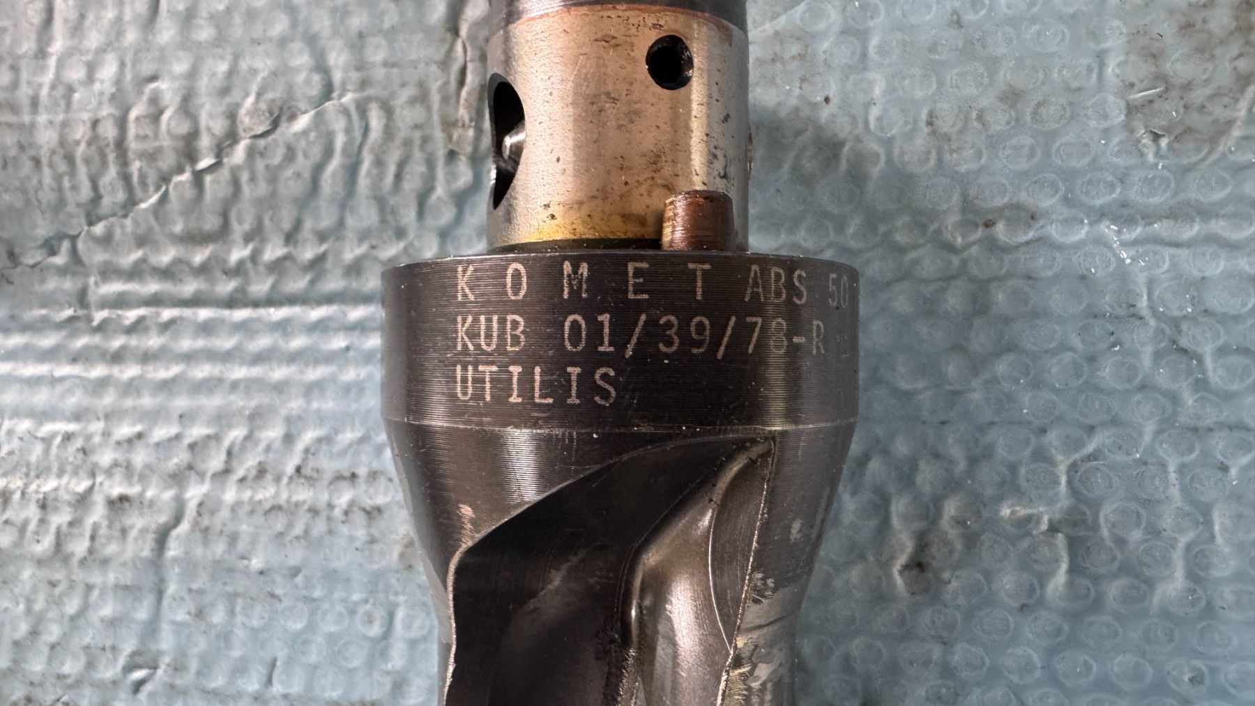 Tutti gli attrezzi: Wendeplattenbohrer mit VDI 30 Halter KOMET – Usato da Magden venduto da Fmtech 1