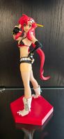 Gurren Lagann Yoko Littner Figur mit roter Base