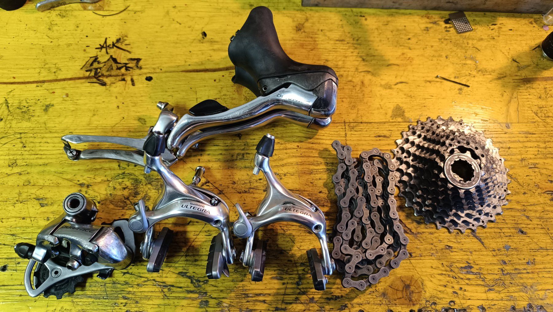 Shimano Ersatzteile: SHIMANO DURA ACE/ULTEGRA – Gebraucht aus basel von