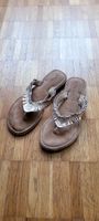 Tamaris Zehentrenner Sandalen, Gr. 38, gold neuwertig