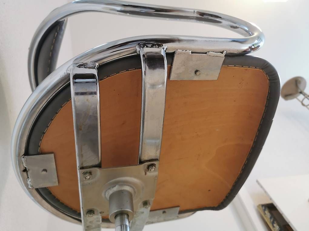 Poltrone: Chaise de bureau en structure acier, Space Age 70s – Usato da La Neuveville venduto da Esteban_BDM 4