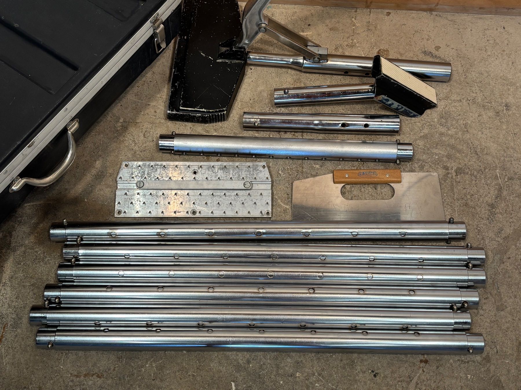 Tutti gli attrezzi: Beno J. Grundlach Teppichspanner Set XXL – Usato da Winterthur venduto da ReUse_Baumarkt 5
