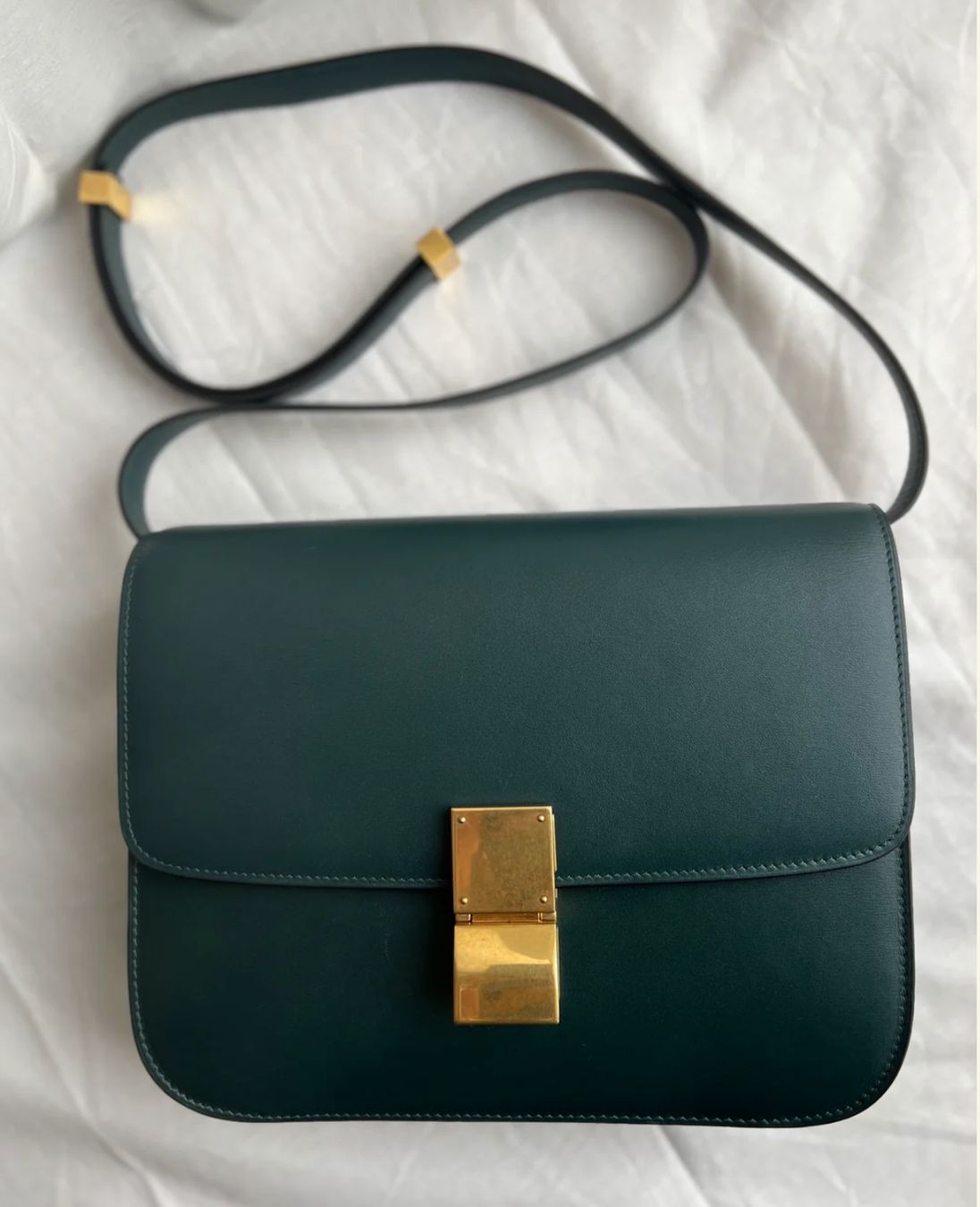Celine Borse da donna: CELINE Mittelgroße Classic Tasche aus Boxkalbsleder – Nuovo (secondo la descrizione) da Bertschikon Gossau venduto da Babayan.lusine