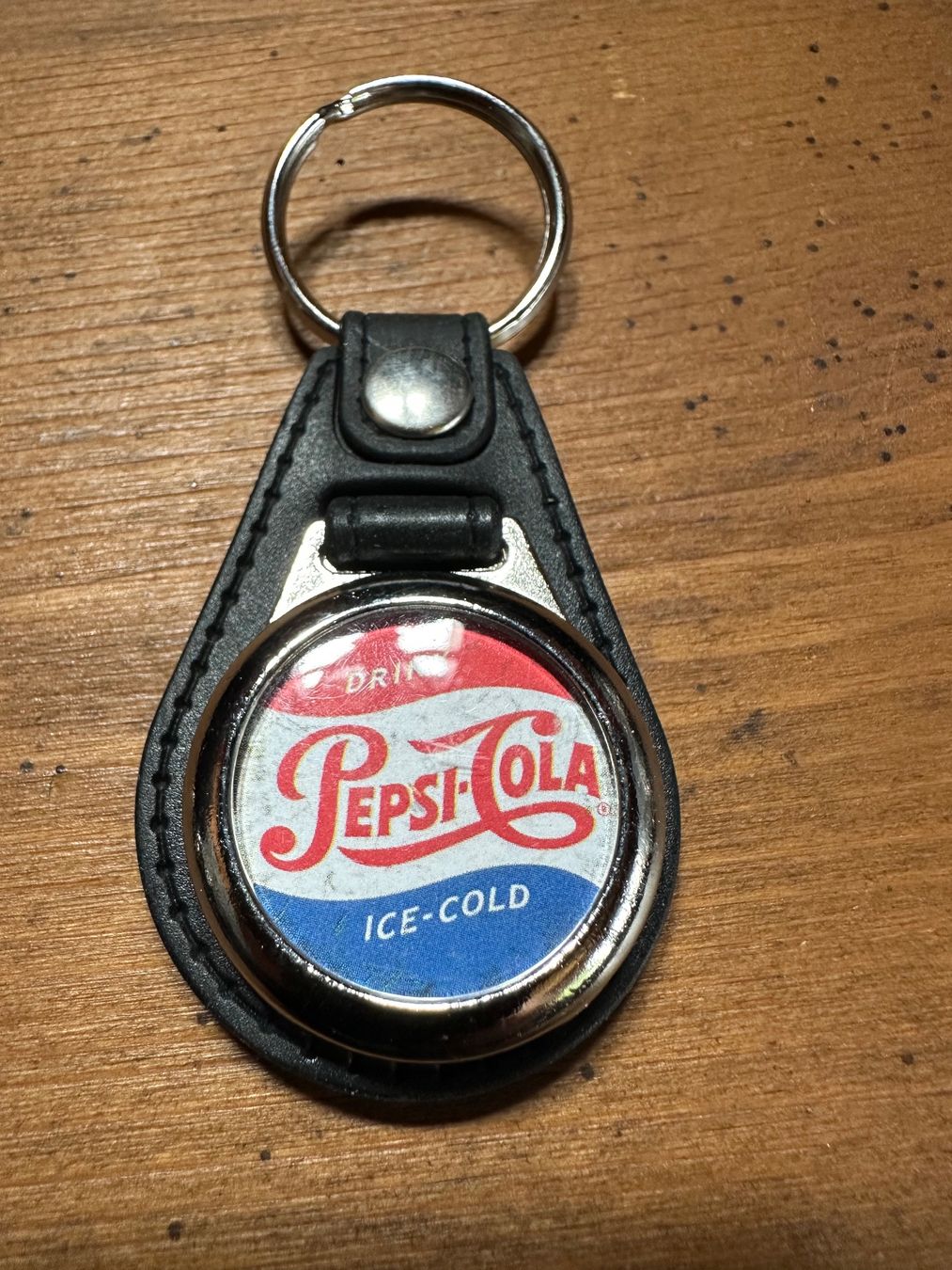 Portachiavi: Pepsi Cola Schlüsselanhänger – Nuovo e nell'imballaggio originale da Reinach AG venduto da rares75