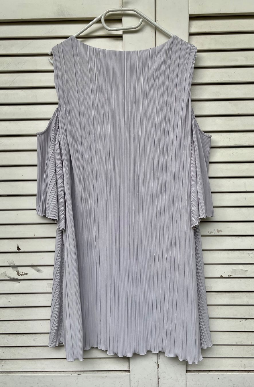 Tuniken: Tolle , edle Tunika/Kleid mit Cut-Outs! – Neu (gemäss Beschreibung) aus Basel von Tashina 1