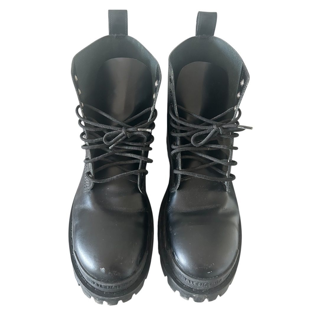 Balenciaga Scarpe da uomo: balenciaga leather strike boots – Usato da Kilchberg ZH venduto da meow26370 1