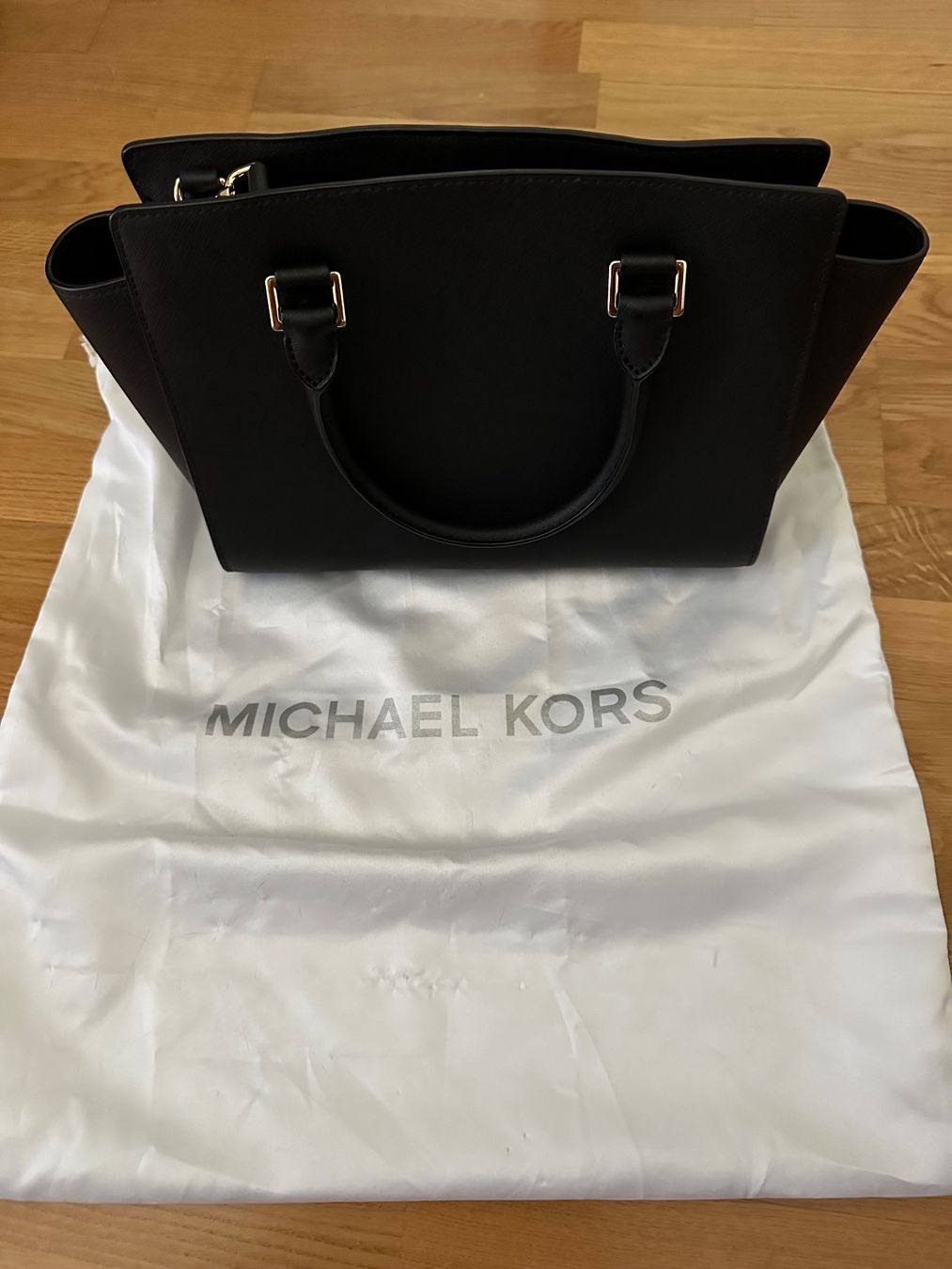 Michael Kors Borse da donna: Sac Michael Kors – Nuovo (secondo la descrizione) da Villars-sur-Glâne venduto da iba_fq5t 2