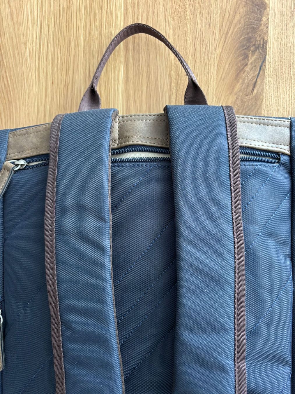 Zaini: ZWEI rucksack/Laptoptasche – Usato da Nänikon venduto da Butterfly_123 1