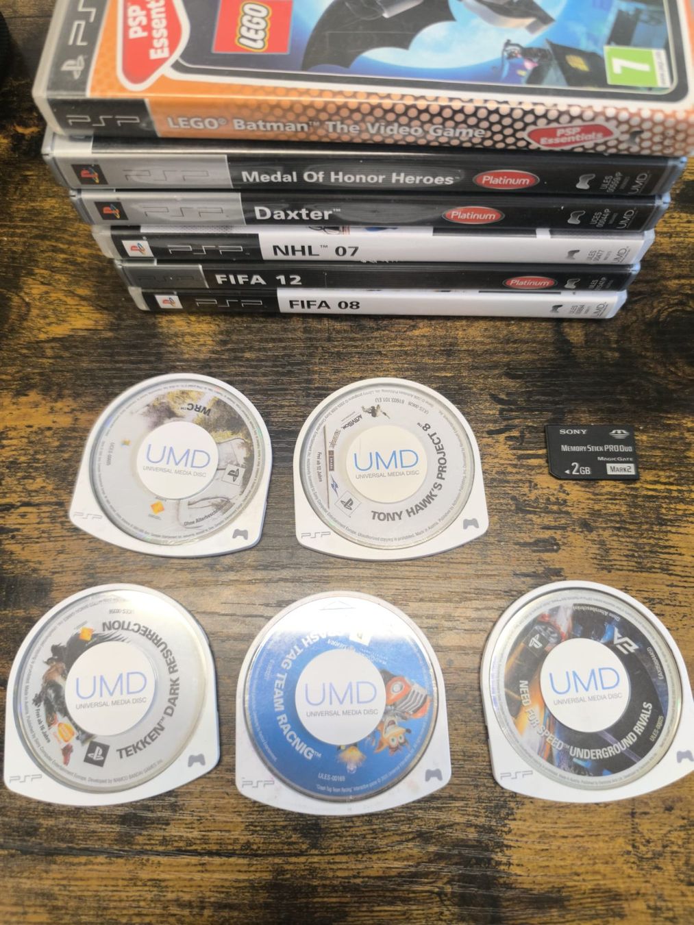Sony Console: PSP Bundle Dark Knight – Usato da Conthey venduto da costafrederico 4