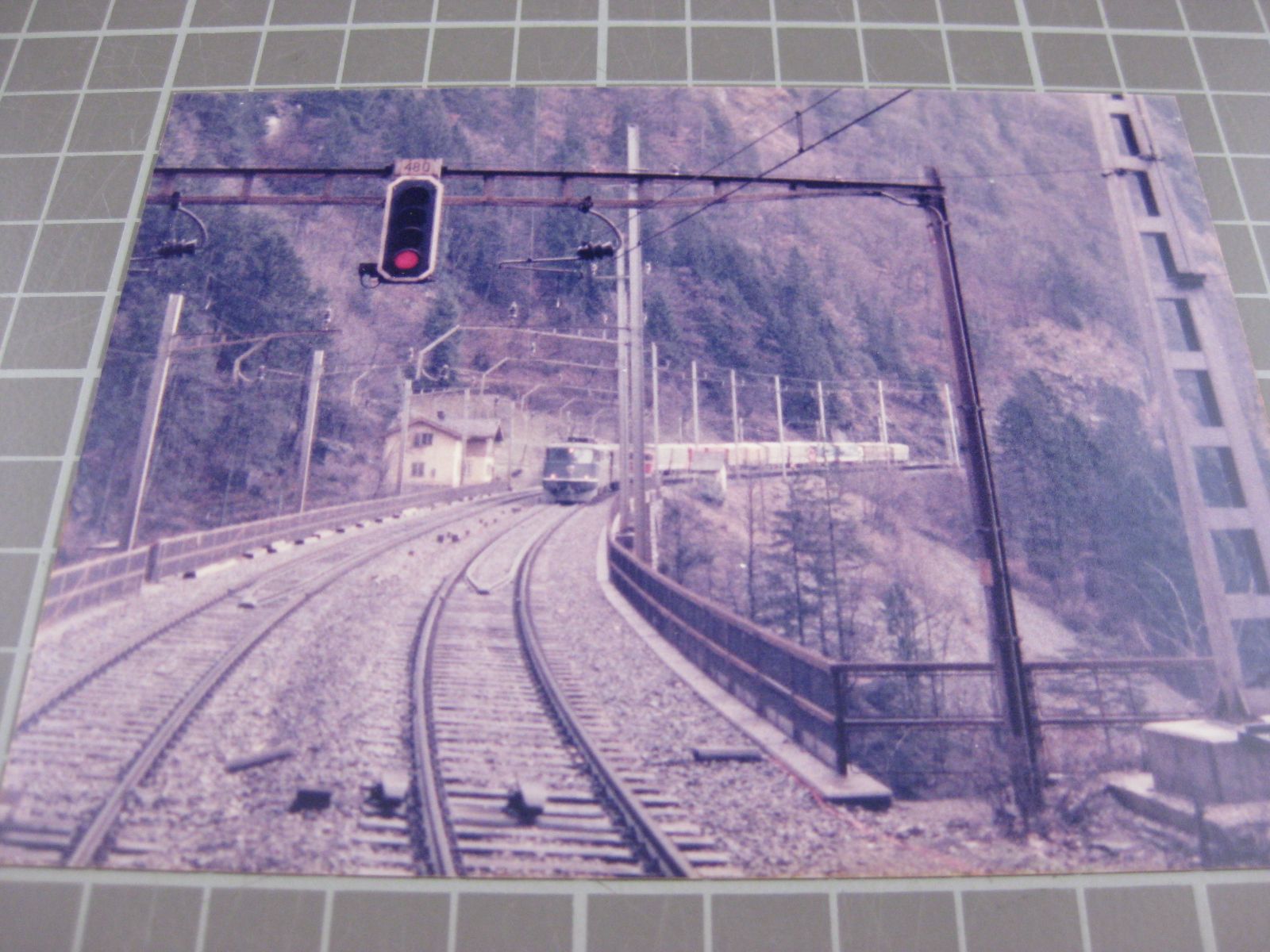 Cartoline postali: Foto Wassen mit Zug – Usato da Malters venduto da Marosko