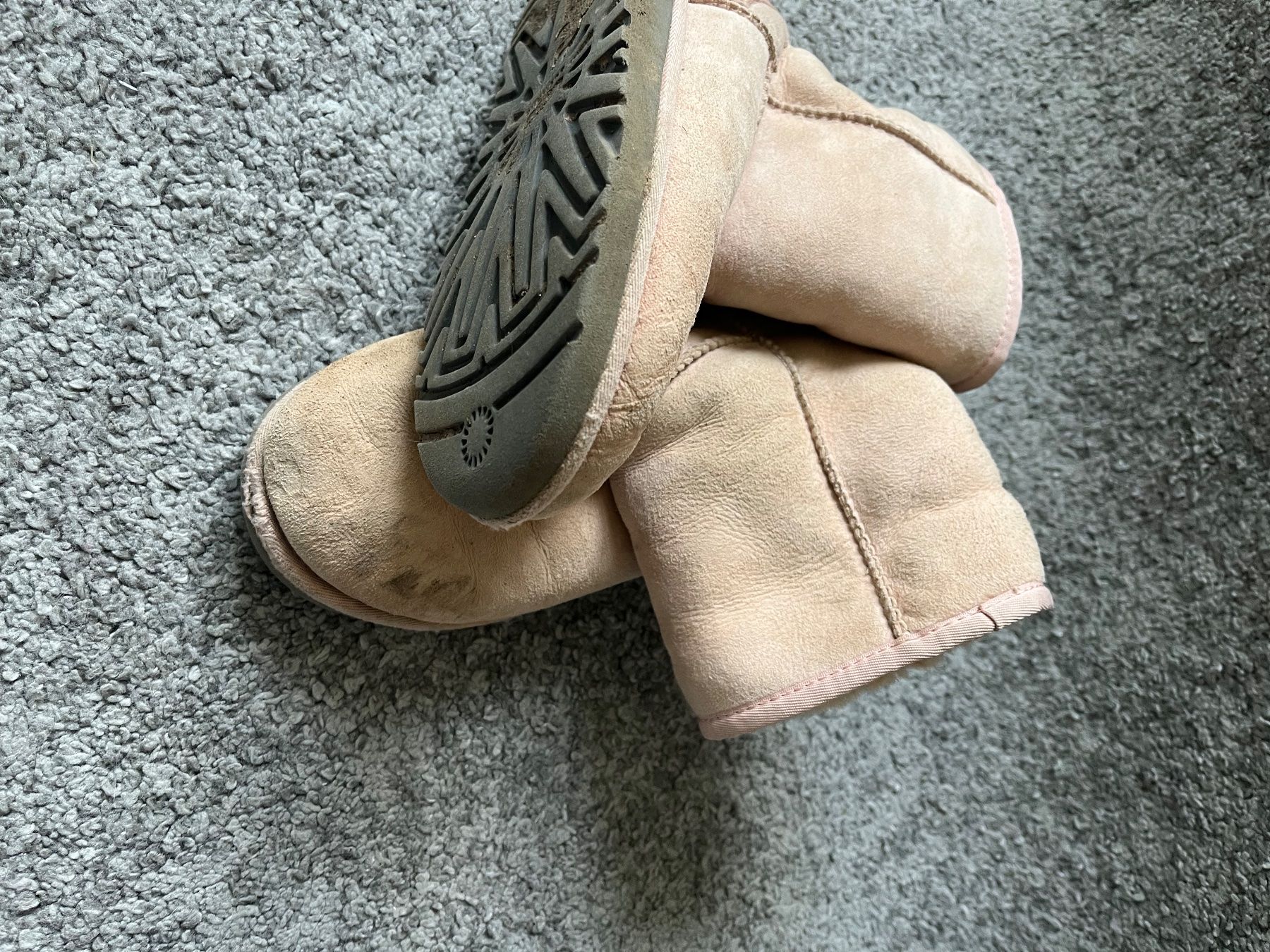 Ugg Scarpe per ragazze: UGG Winter Boots – Usato da Subingen venduto da chaenunr1 2