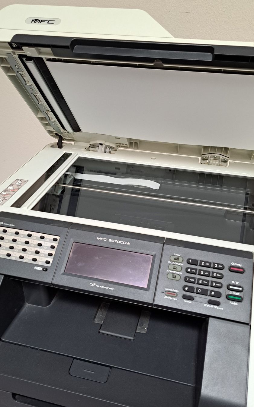 Brother Stampanti: Brother Multifunktions-Laserdrucker MFC9970-CDW – Usato da Cham venduto da Pricom 1