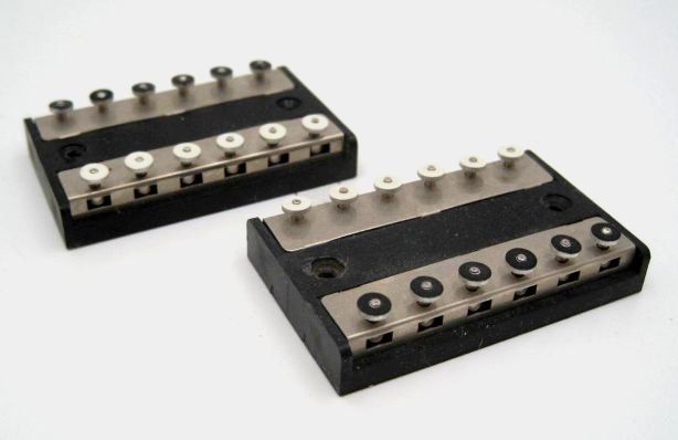 Minitrix-Trix 66582: 1 x Verteilerplatte mit 12 Klemmen H0+N (Gebraucht ...