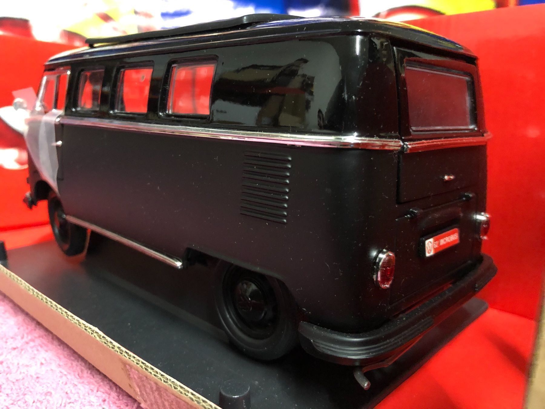 Volkswagen Modellini d'auto: Vw bus t1 black Edition classic – Nuovo (secondo la descrizione) da Reinach AG venduto da rares75 2
