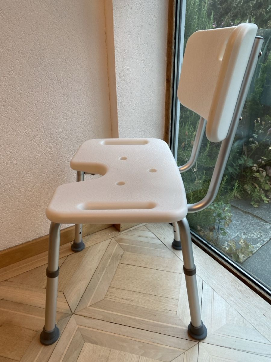 Sgabelli: Duschhocker mit Haltegriffen, guter Zustand – Usato da Burgdorf venduto da gre_2ftz 3