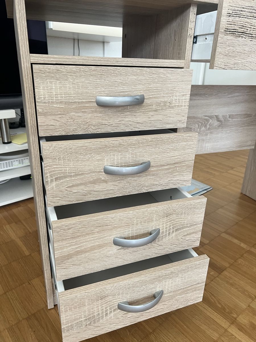 Scrivanie: Bürotisch Gratis – Usato da Adliswil venduto da shan2208 1