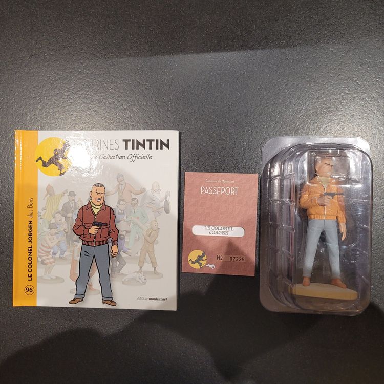 TINTIN - COLONEL JORGEN FIGURE + BOOKLET + PASSPORT (4.5) - LA COLLECTION OFFICIELLE 96