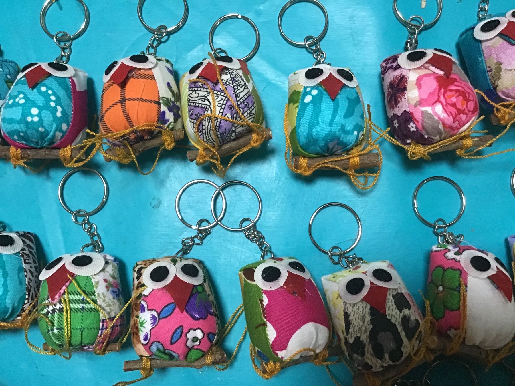 Schlüsselanhänger & - bänder: 45 porte-clés hiboux – Neu und originalverpackt aus Lausanne von topthai 1