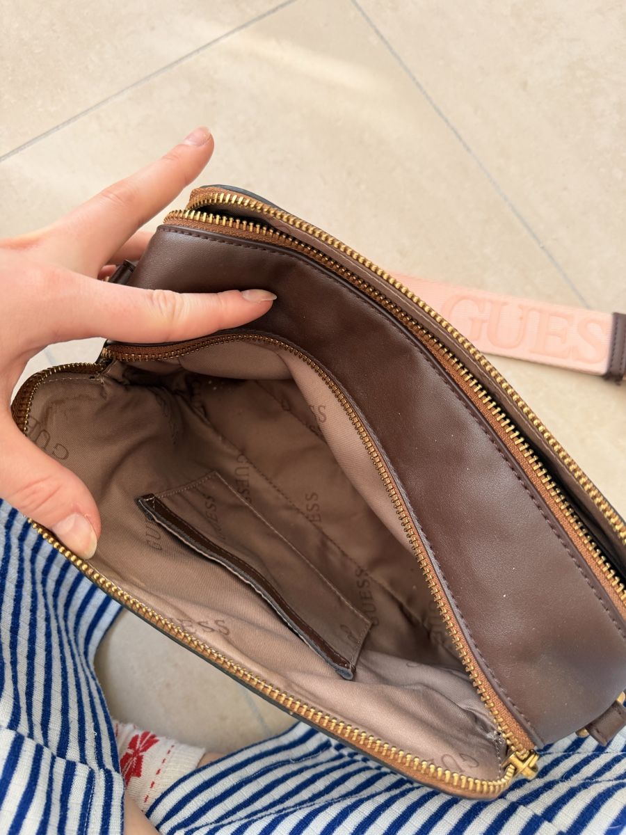 Guess Borse: Guess Handtasche – Nuovo (secondo la descrizione) da Bremgarten venduto da chi_l9q9 2