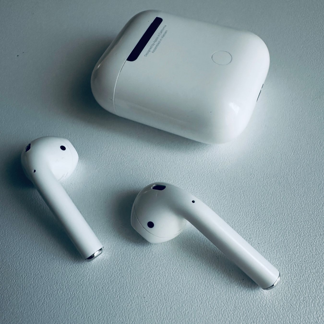 Apple Cuffie: Original Apple AirPods 2 Kopfhörer Wireless Lightning Kabel – Usato da Basel venduto da MY.AIRPODS.SHOP 8