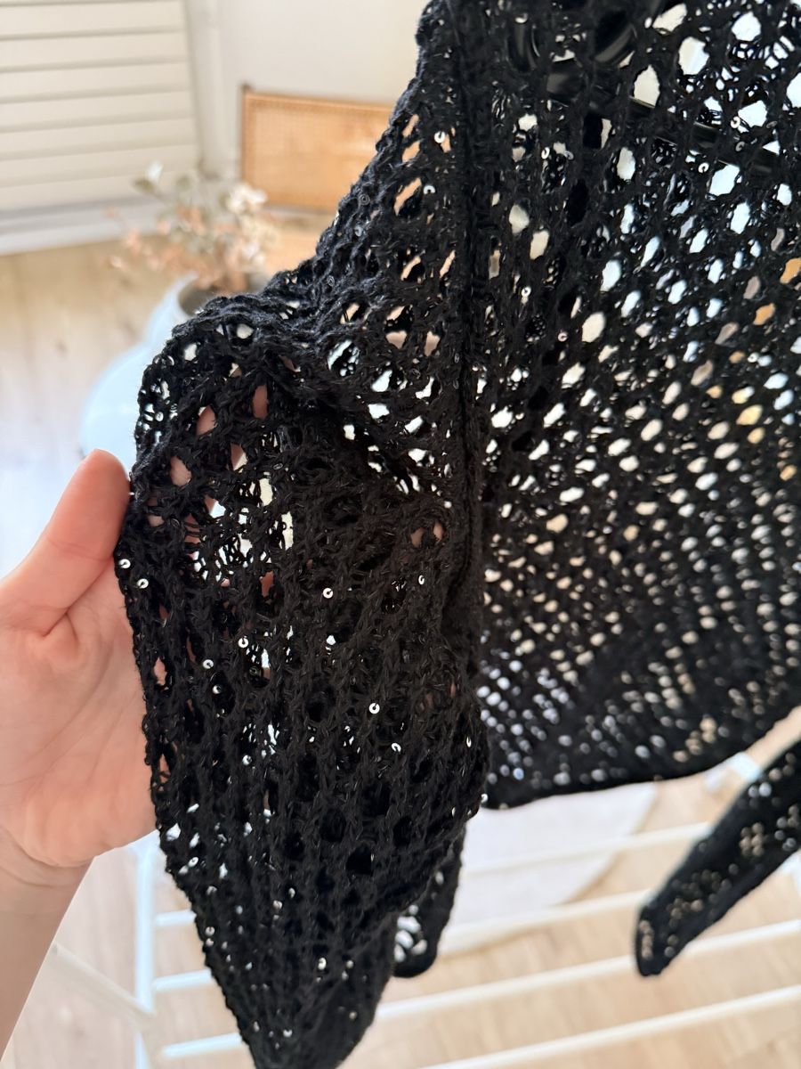 Zara Top: Top mit Pailletten – Usato da Hölstein venduto da leoritav 1