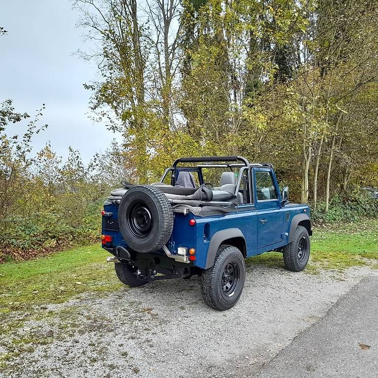 Land Rover Automobili: Defender Cabrio – Usato da Wittenbach venduto da Moto2020 1