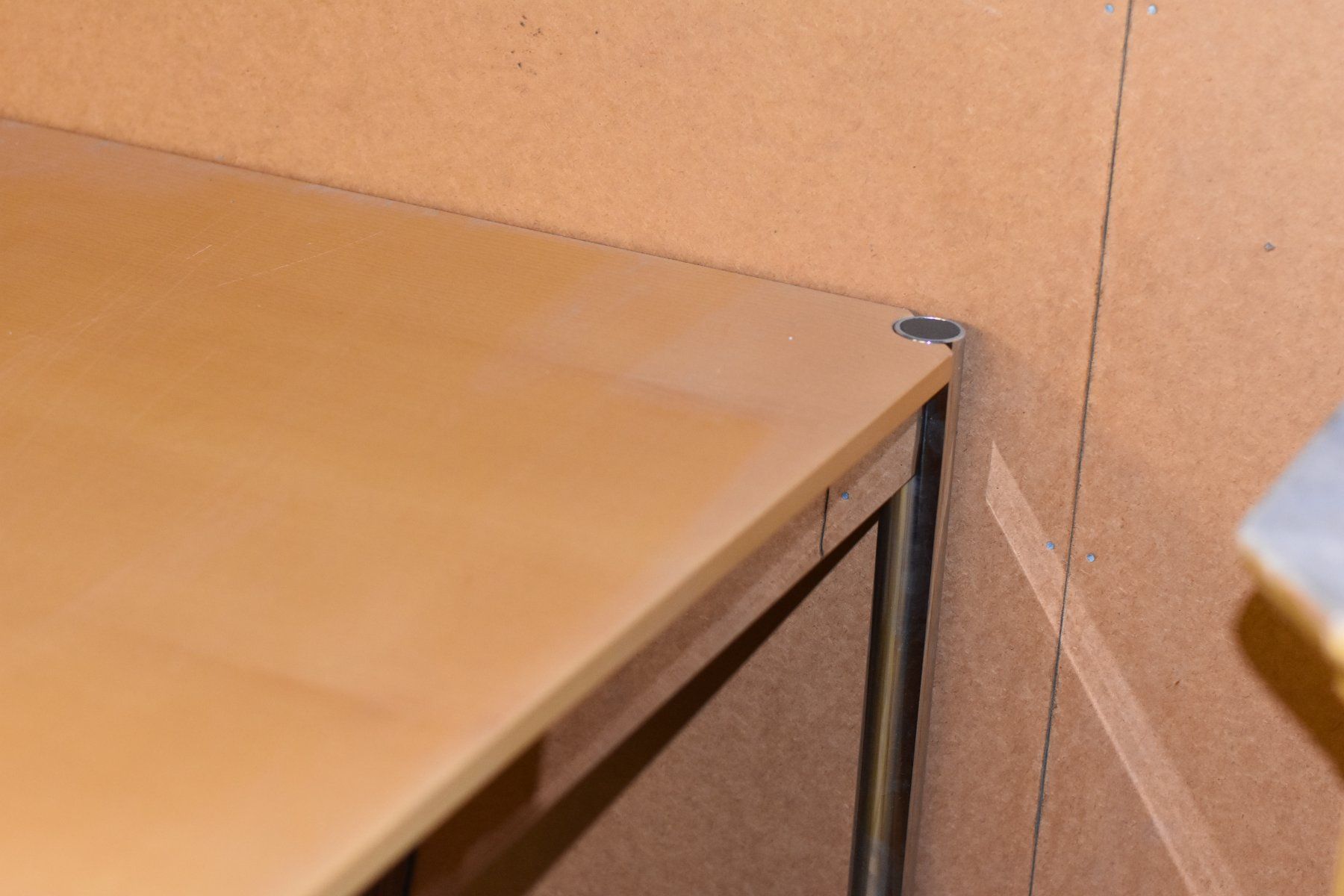 USM Scrivanie: Bürotisch USM Haller – Usato da Burgdorf venduto da Heks.Kick.Burgdorf 2