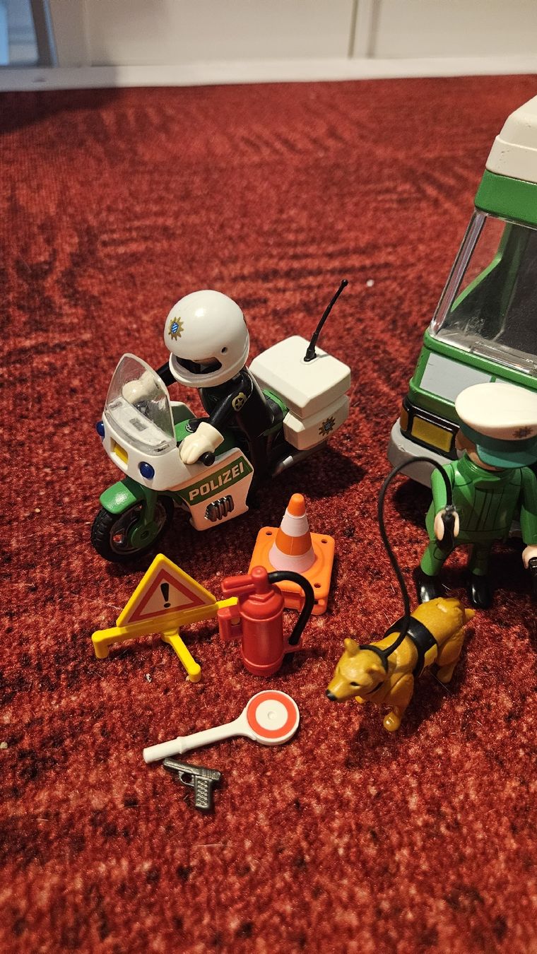 Playmobil Jouets: Playmobil Polizei mit verschiedenen Sets – D'occasion à Rudolfstetten par Hoppel17 1