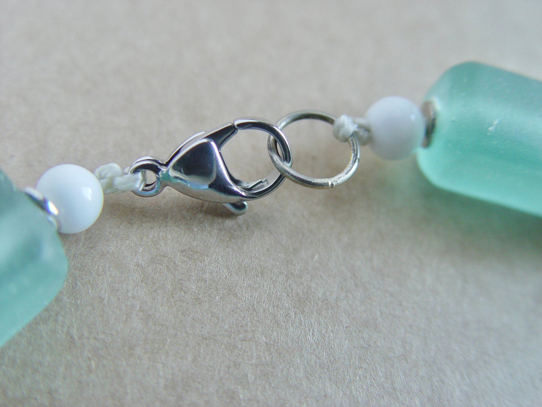 Colliers: Collier aus afrikanischem, Eis-blauem Recycling Glas – D'occasion à Henggart par gernli 5