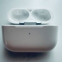 Original Apple Ladecase MagSafe A2700 für AirPods Pro 2 Gen.