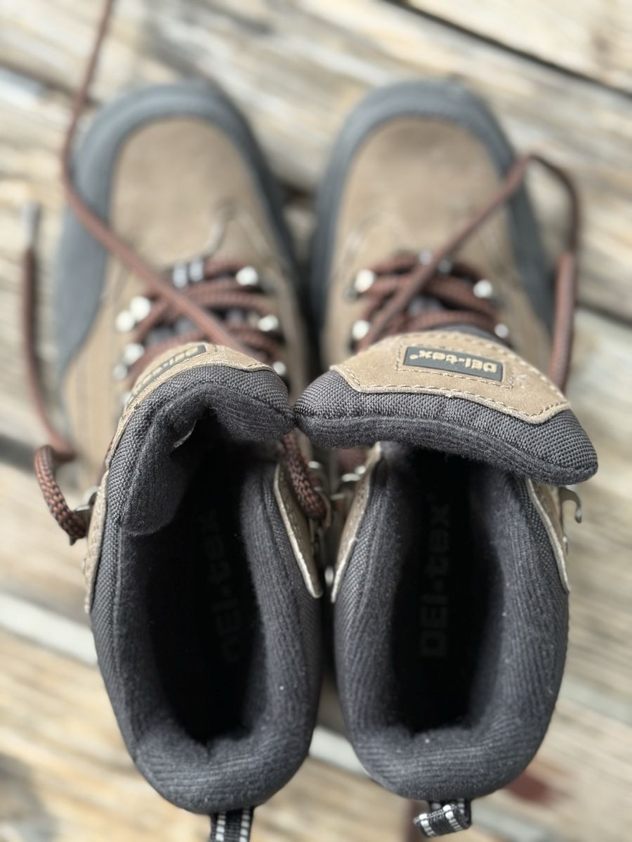 Scarpe da uomo: Wanderschuhe Del Tex,  NEU, Gr.40 – Nuovo (secondo la descrizione) da Uster venduto da Flummi 6
