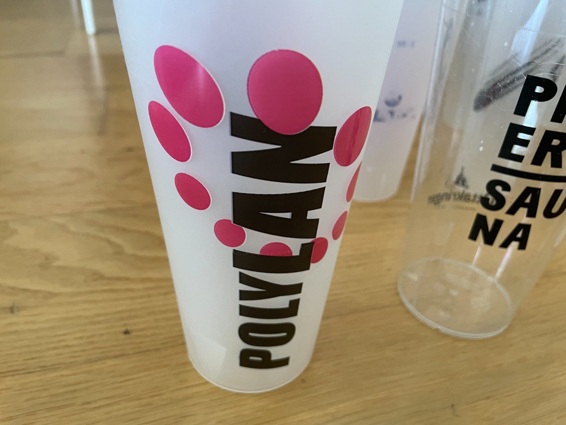 Bicchieri: 11 verres en plastiques – Usato da Petit Lancy venduto da gil_hr6v 2