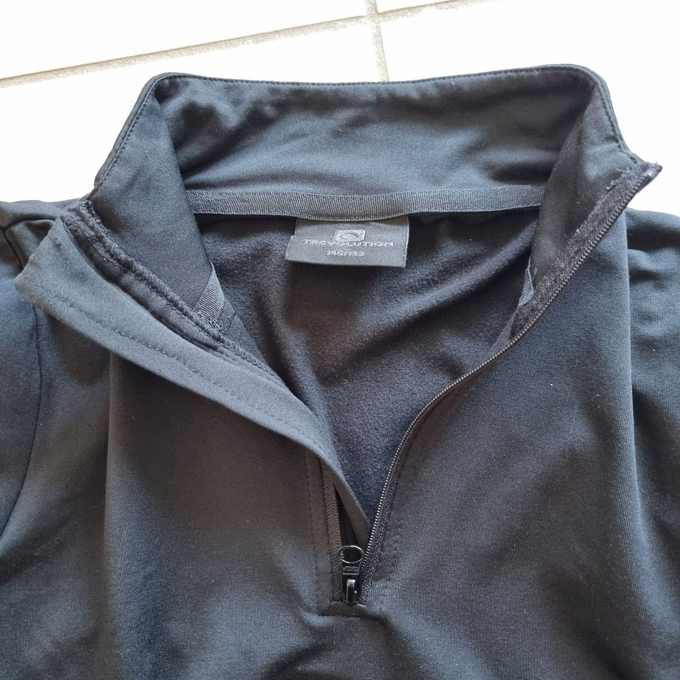 Pullover & Sweatshirts: Toller Trevolution-Skipulli, schwarz, Gr140/152 – Gebraucht aus Arth von Africa44 4