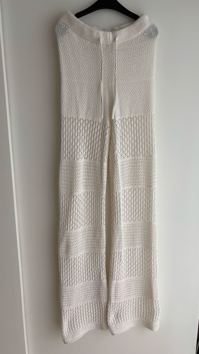 Pull&Bear Pantalons: Gestrickte Sommerstoffhose – Neuf (Voir description) à Winterthur par leimaj