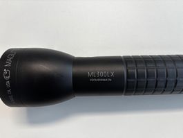 Taschenlampe Maglite ML300LX schwarz neuwertig