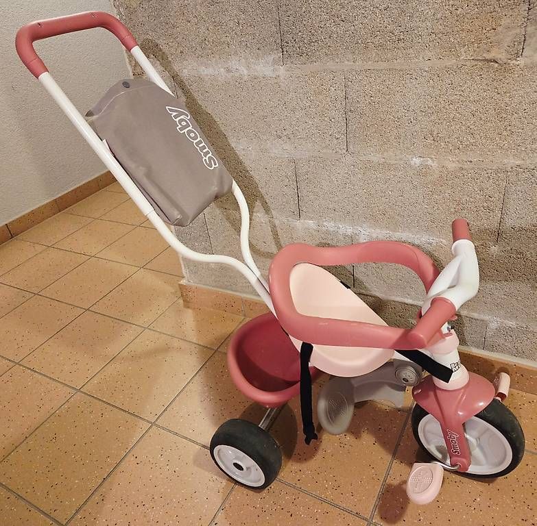 Fahrzeuge für Kinder: Tricycle Smoby – Gebraucht aus Marin-Epagnier von yol_28xd 1