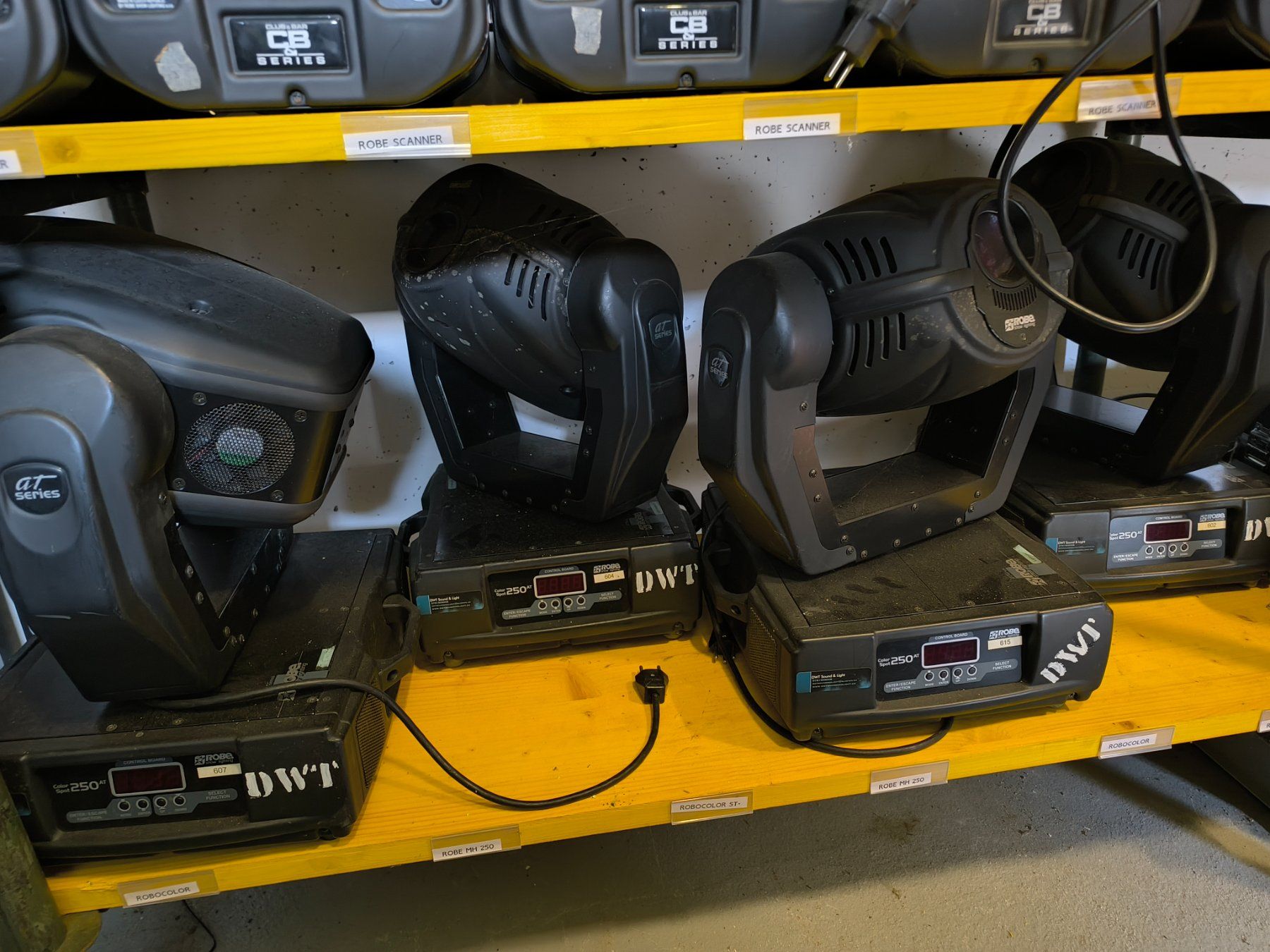 Robe Lampen: 4x Robe ClubSpot 250ST Moving`s mit Flightcase – Gebraucht aus Altwis von djw_vl2c