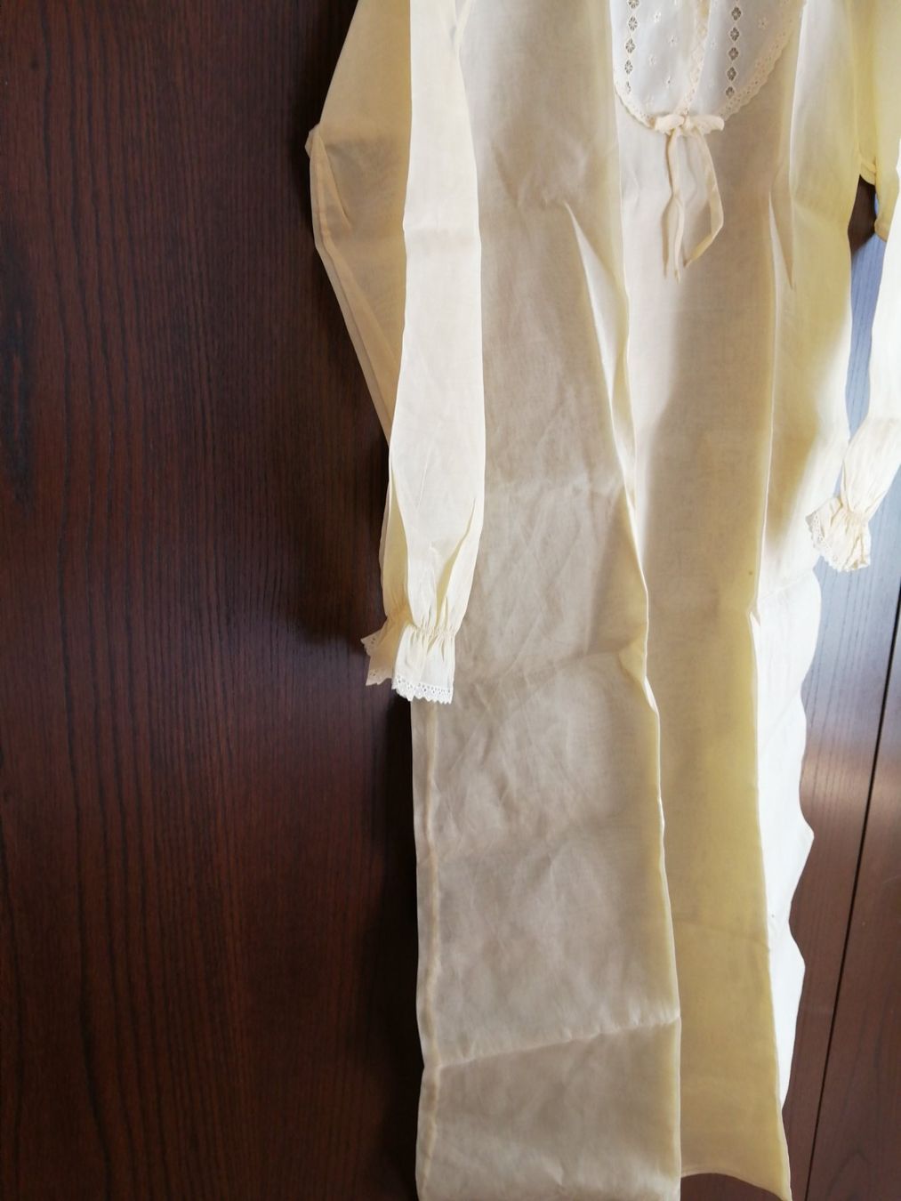 Negligees & Pyjamas: Nachthemd – Gebraucht aus Wetzikon von dan_6lrd 3