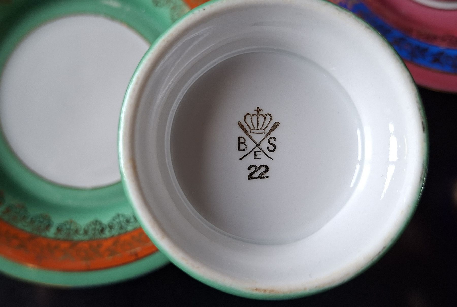 Set di piatti: 5 Tassen von Bremer & Schmidt, Germany – Usato da Liestal venduto da Abimos 8