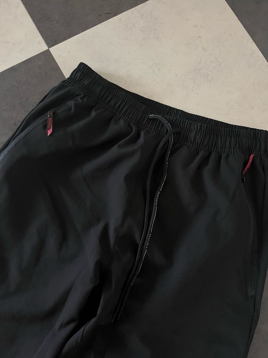 Hosen: Sporthose Grösse S – Neu (gemäss Beschreibung) aus Luzern von Boudin03 1