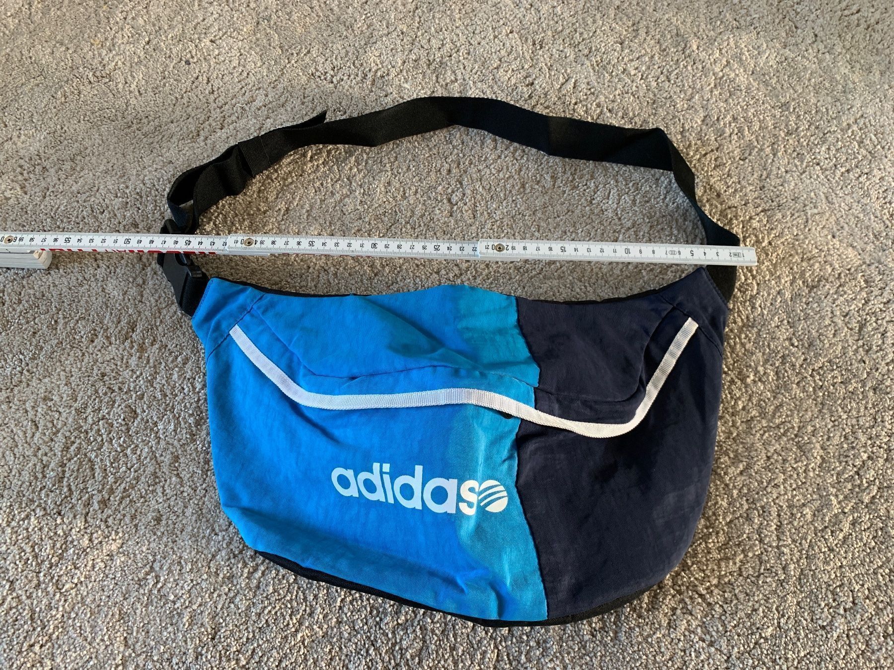 Adidas Taschen: Adidas Tasche neu Umhängetasche – Neu und originalverpackt aus Oberweningen von Jogi2